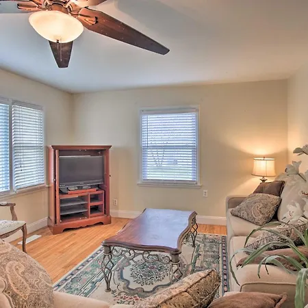 Beautiful Bartlesville Family Home With Game Room!